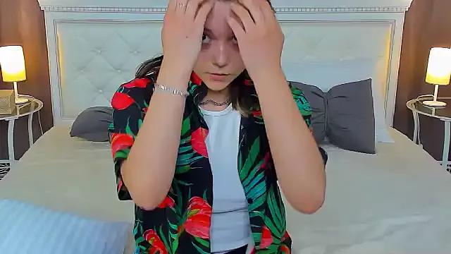 Try girls webcam shows. Sweet cute Free Performers.
