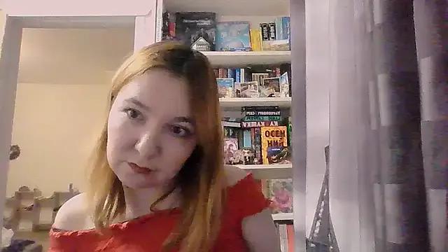 BrattyFoxyGirl from StripChat is Freechat