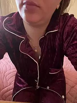 Brazilia99six from StripChat is Freechat
