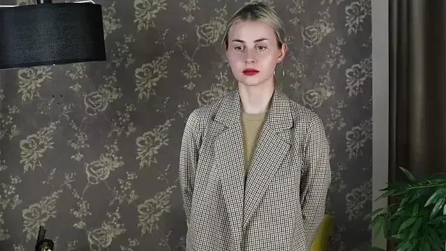BrennaFoder from StripChat is Freechat