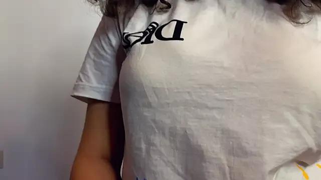 Try girls webcam shows. Sweet cute Free Performers.