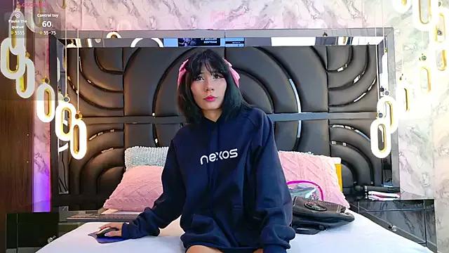 BunnySexyy18 from StripChat is Freechat