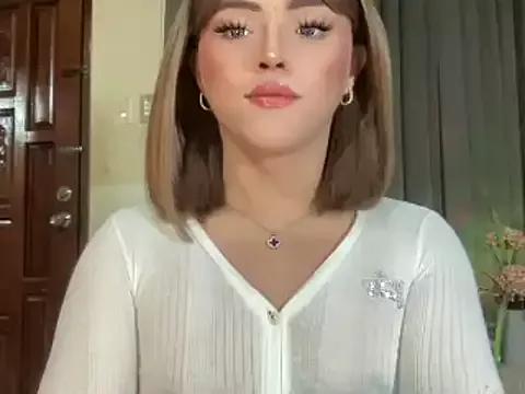 calimonroe from StripChat is Freechat
