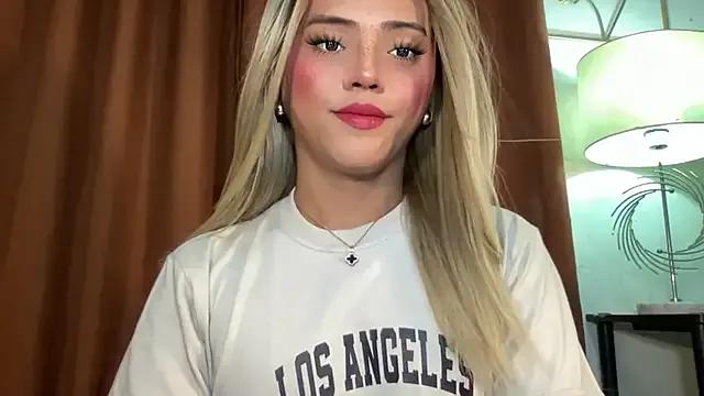 Try girls webcam shows. Sweet cute Free Performers.