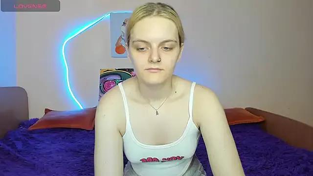 CalipsoMacc from StripChat is Freechat