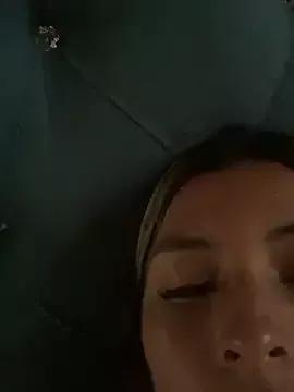 cami-leon from StripChat is Freechat