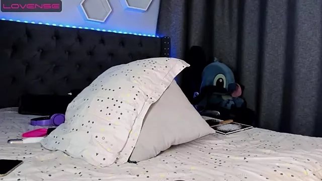 Freechat carla_tracy on StripChat