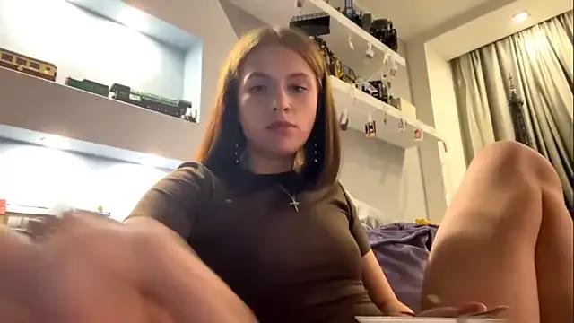 CarmaDiza from StripChat is Freechat