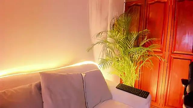 CarolaynStone from StripChat is Freechat