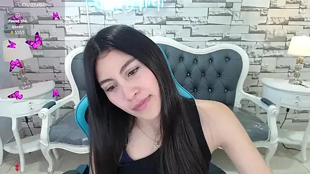 Try girls webcam shows. Sweet cute Free Performers.