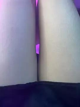 Try girls webcam shows. Sweet cute Free Performers.