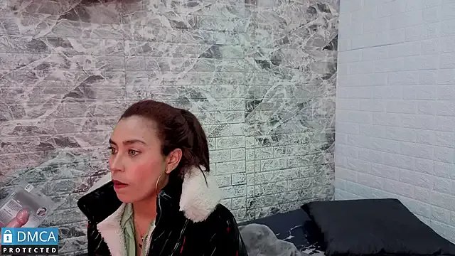 Freechat CarolRodriguez_ on StripChat