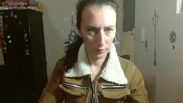 CASSANDRA_BROWN on StripChat 