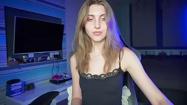 Try girls webcam shows. Sweet cute Free Performers.
