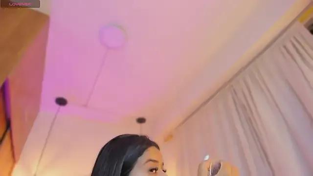 Cassiesteveens from StripChat is Freechat