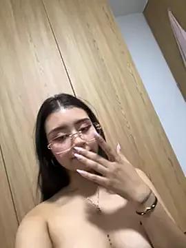 CataEvans from StripChat is Freechat