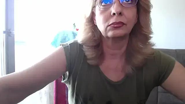 cecylya4u from StripChat is Freechat