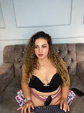 Try girls webcam shows. Sweet cute Free Performers.