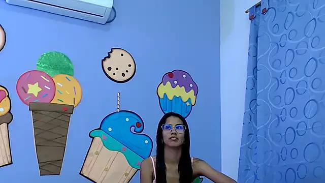 celesteskinny18 from StripChat is Freechat