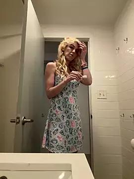 Try girls webcam shows. Sweet cute Free Performers.