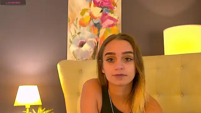 CelinePetiite from StripChat is Freechat