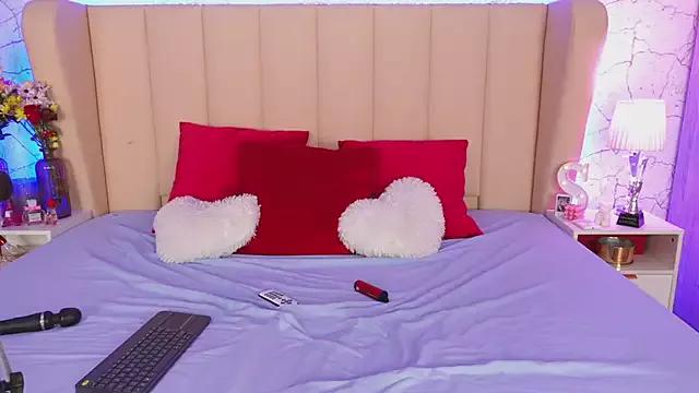 Try girls webcam shows. Sweet cute Free Performers.