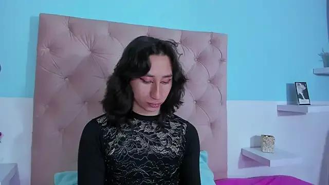 Try girls webcam shows. Sweet cute Free Performers.