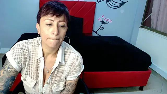 Try girls webcam shows. Sweet cute Free Performers.