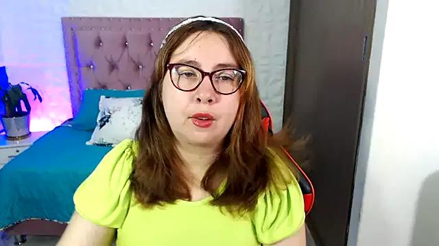 Try girls webcam shows. Sweet cute Free Performers.