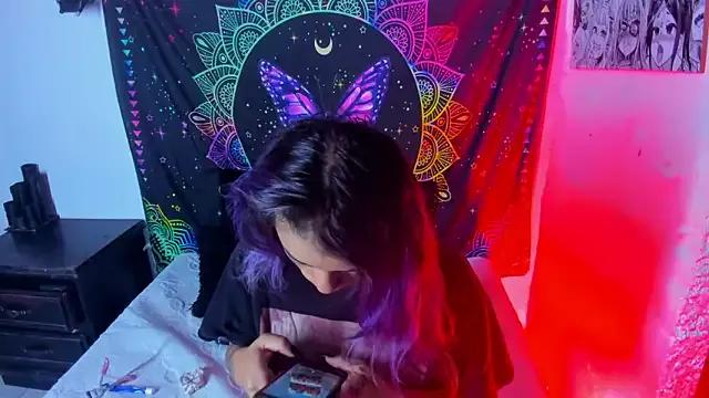 ChloeAllennn from StripChat is Freechat