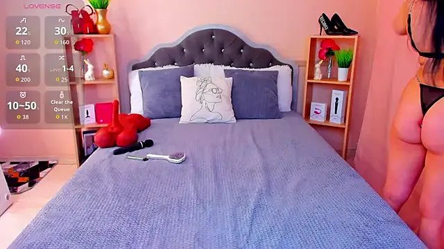 Freechat ChloeBrut on StripChat