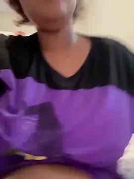 chocolate_bella from StripChat is Freechat