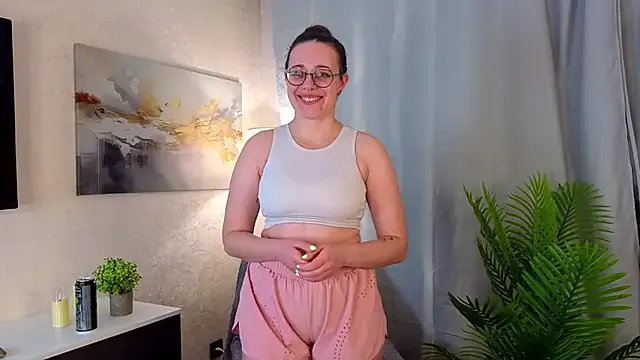 ChristeneMoffet from StripChat is Freechat