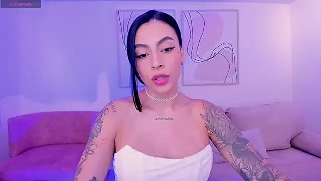 ChristineFord_ from StripChat is Freechat