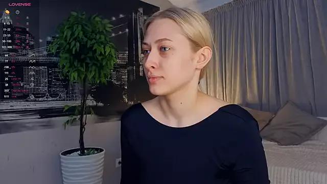 ChristyMarshall from StripChat is Freechat
