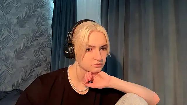 Cindi_Jacobs from StripChat is Freechat