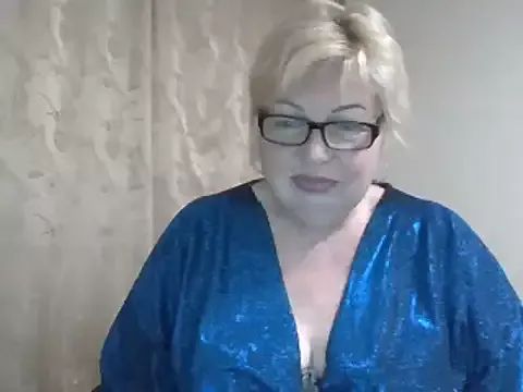 ClaranesaLove52 from StripChat is Freechat