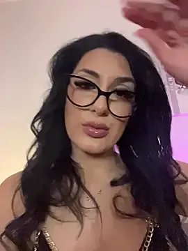 Freechat claraseloura on StripChat