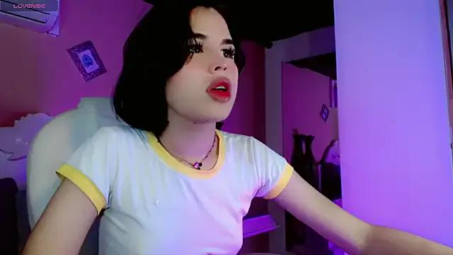 ClaudiaSophia from StripChat is Freechat