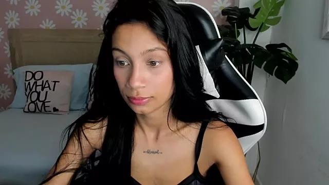 Cora_22 from StripChat