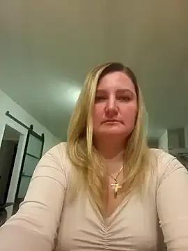 CoupleKitty from StripChat is Freechat