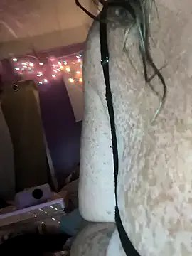 Freechat Courdles on StripChat