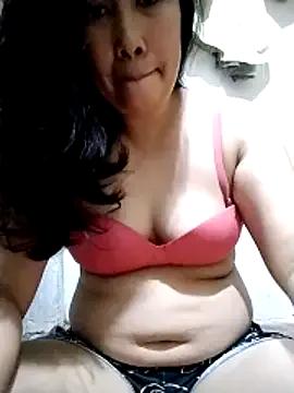 Creamy_Pussycat28 from StripChat is Freechat