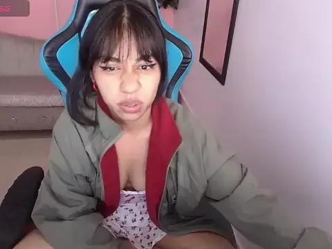 cristal11_ch from StripChat is Freechat