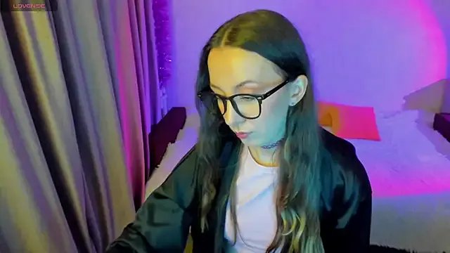 Freechat CurlySteph on StripChat