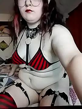 curvyandsweet from StripChat is Freechat