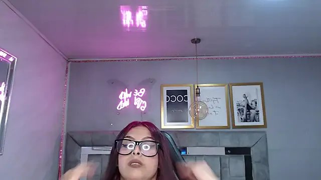 Group Cute_Martina_v on StripChat