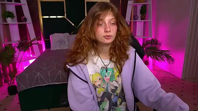 CuteeFoxy from StripChat is Freechat