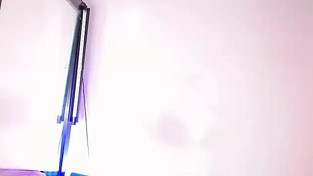 cutesexydanielats from StripChat is Freechat