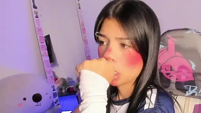 Cutestephuwu from StripChat